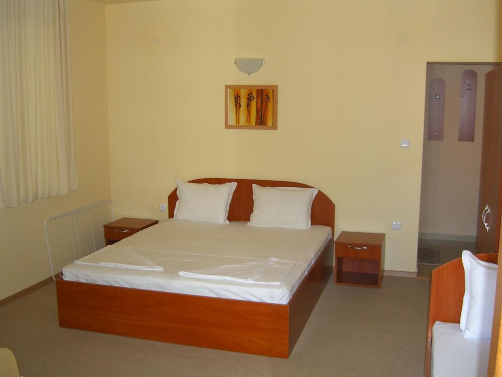 Terra Guest House Ravda Room photo